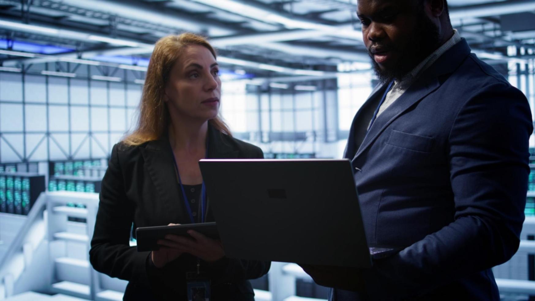 Studenti che lavorano su progetti di game development