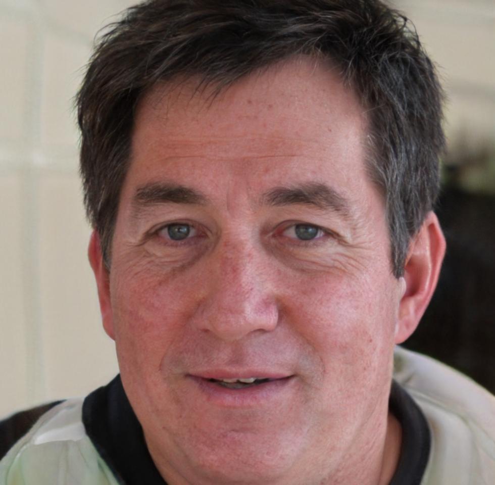 Ritratto di Matteo Rigoni, Lead Developer e formatore specializzato in JavaScript gaming